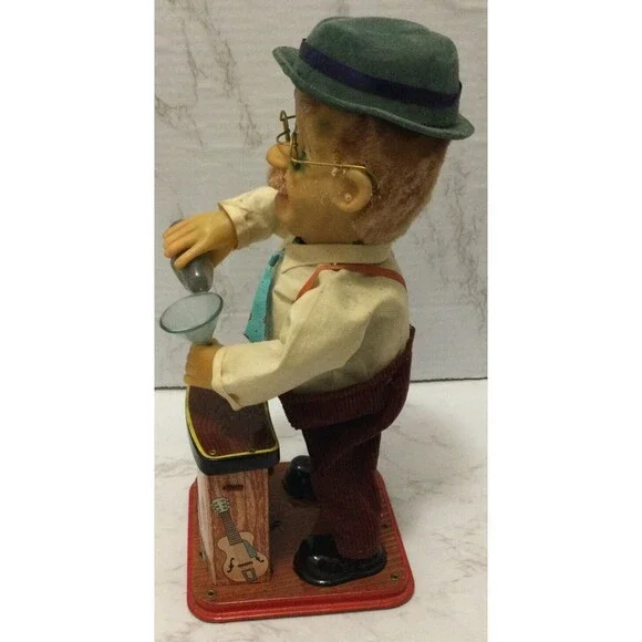 ROSKO CHARLIE WEAVER #0650 BATTERY POWERED BARTENDER 1962 non-working - Picture 6 of 10